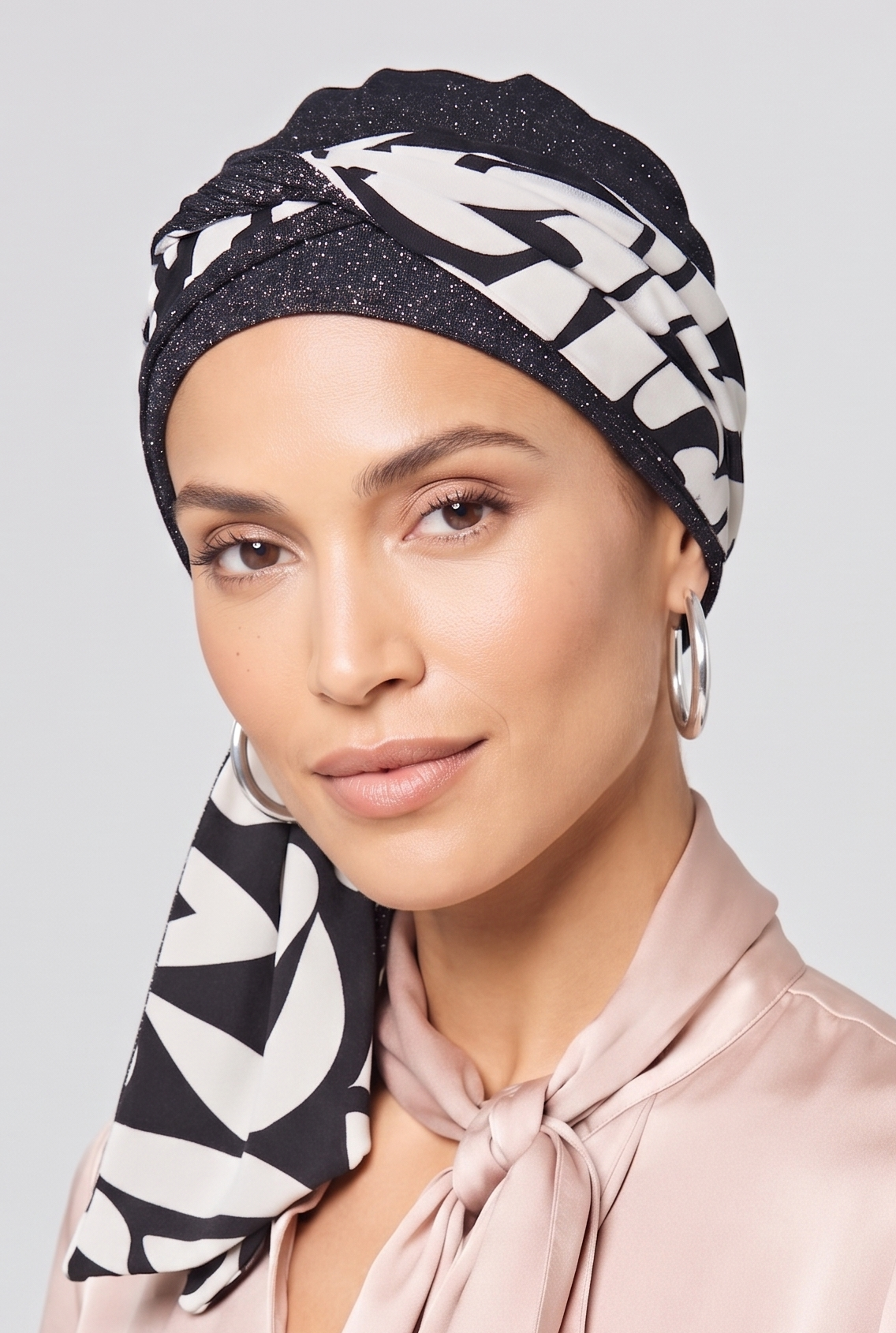 Set Mirage black-silver KI generiert